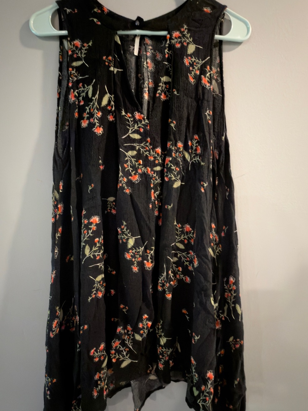 Black Floral Sleeveless V-Neck Tunic